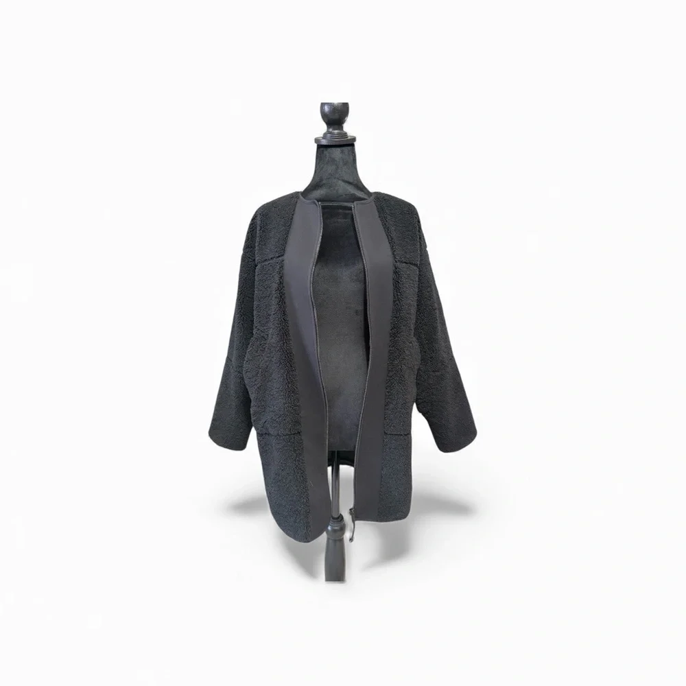 Lululemon Collarless Textured Fleece Full Zipjacket in black,Size 4 - Picture 1 of 11